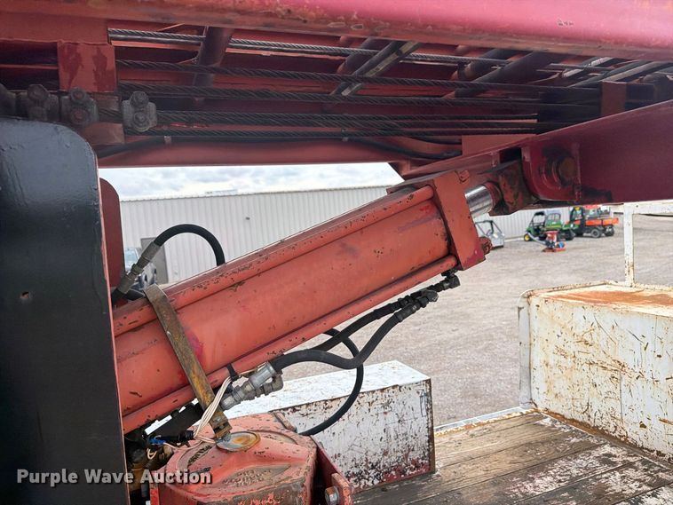 image for item FW3516 1992 Chevrolet Kodiak ladder truck