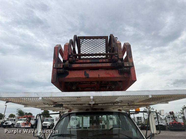 image for item FW3516 1992 Chevrolet Kodiak ladder truck