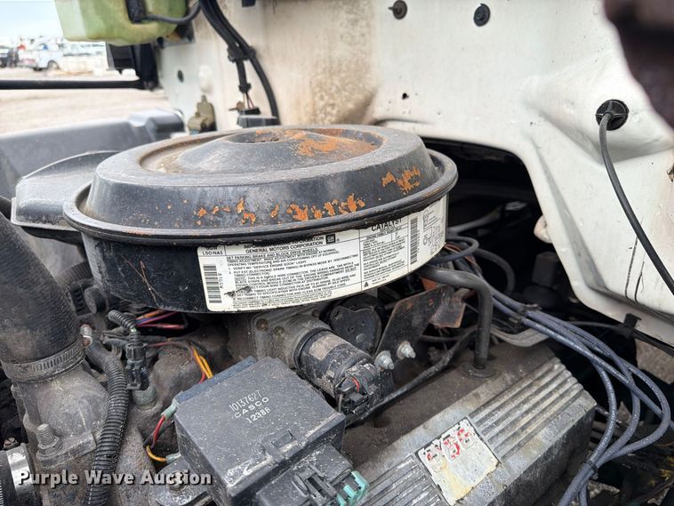 image for item FW3516 1992 Chevrolet Kodiak ladder truck