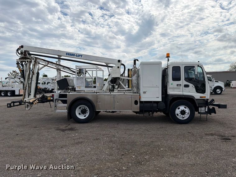 image for item FW3517 2000 GMC T8500 bridge inspection truck