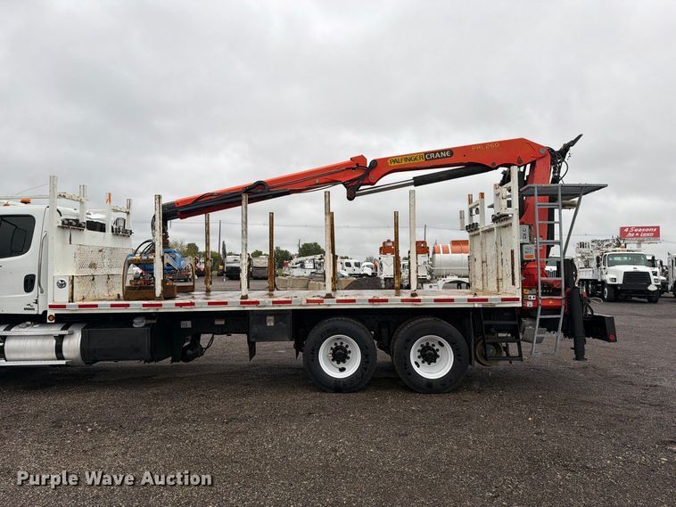 image for item FW3519 2010 Freightliner Business Class M2 crane truck