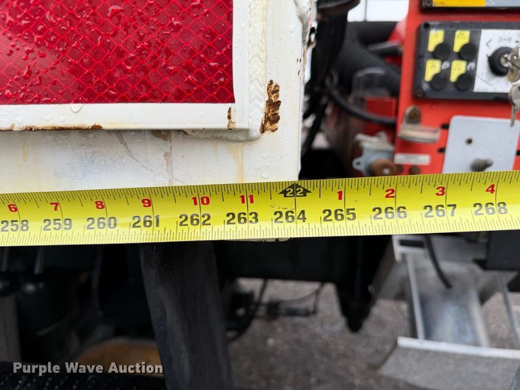 image for item FW3519 2010 Freightliner Business Class M2 crane truck