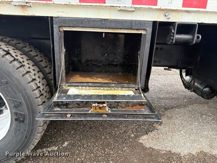 image for item FW3519 2010 Freightliner Business Class M2 crane truck
