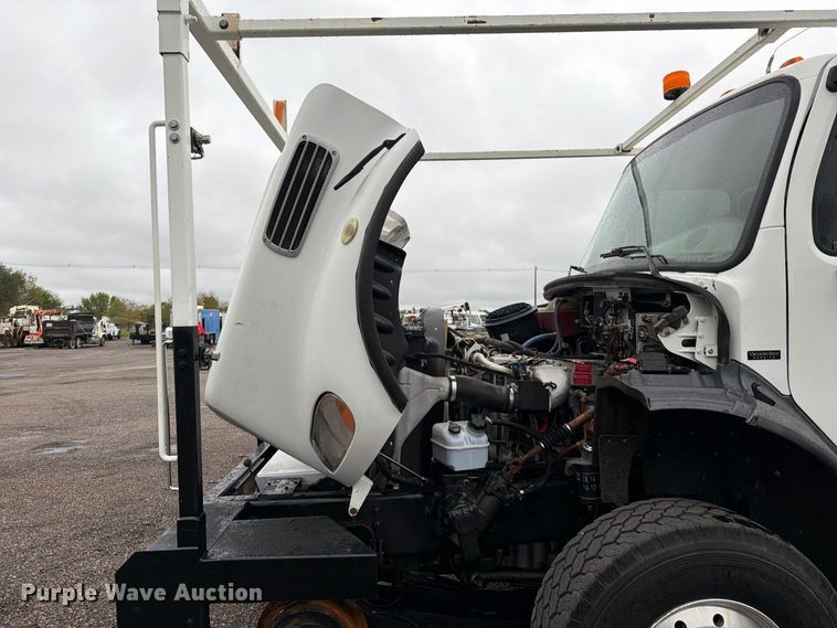 image for item FW3519 2010 Freightliner Business Class M2 crane truck