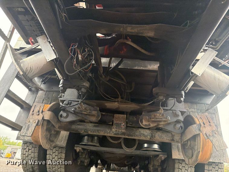 image for item FW3519 2010 Freightliner Business Class M2 crane truck