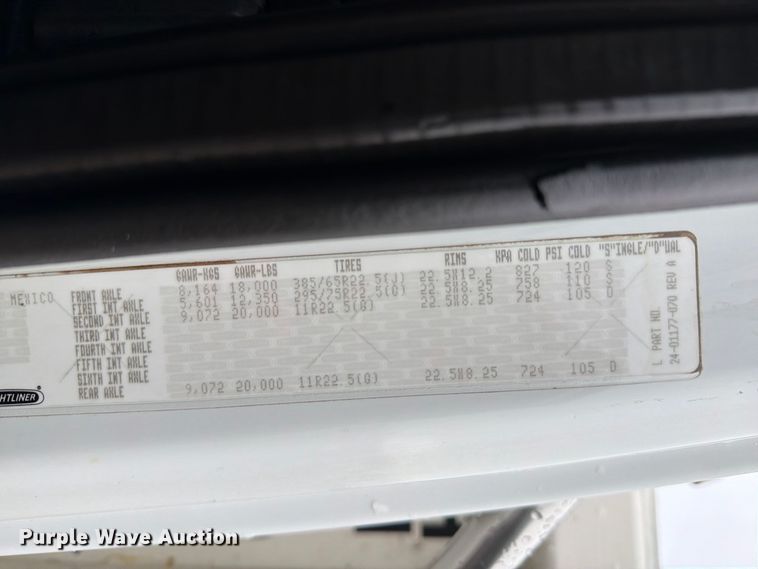 image for item FW3519 2010 Freightliner Business Class M2 crane truck