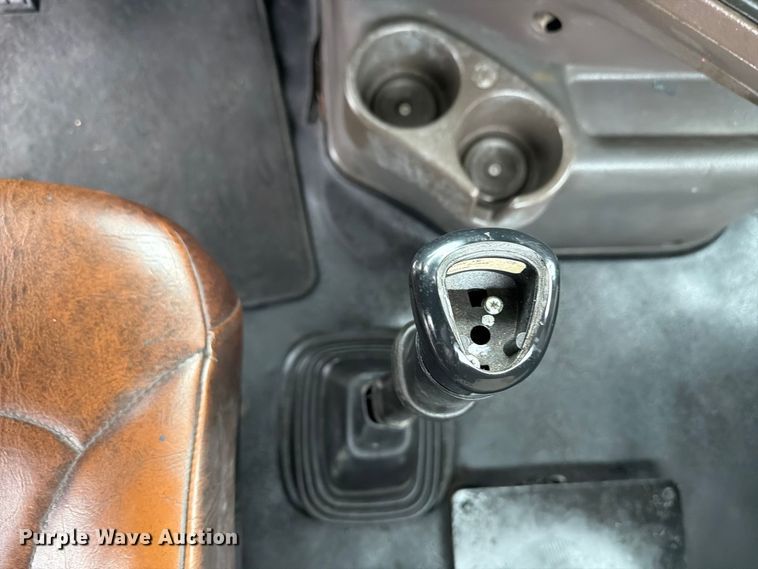 image for item FW3523 2013 Volvo VHD vacuum truck
