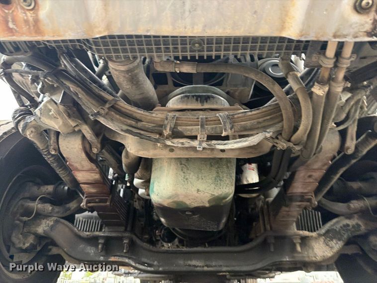 image for item FW3523 2013 Volvo VHD vacuum truck