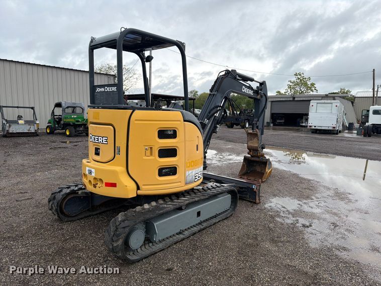 image for item FW3524 2015 John Deere 35G mini excavator