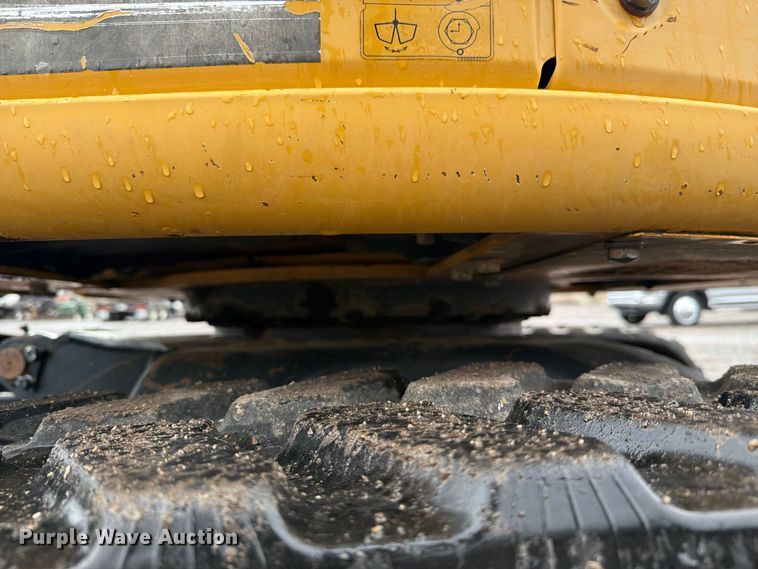 image for item FW3524 2015 John Deere 35G mini excavator