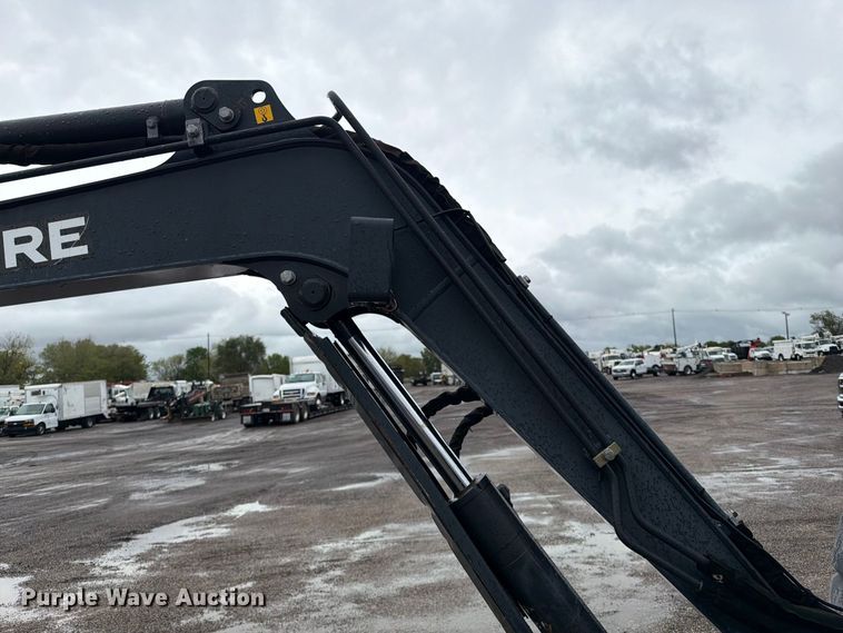 image for item FW3524 2015 John Deere 35G mini excavator