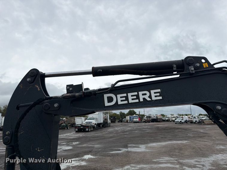 image for item FW3524 2015 John Deere 35G mini excavator
