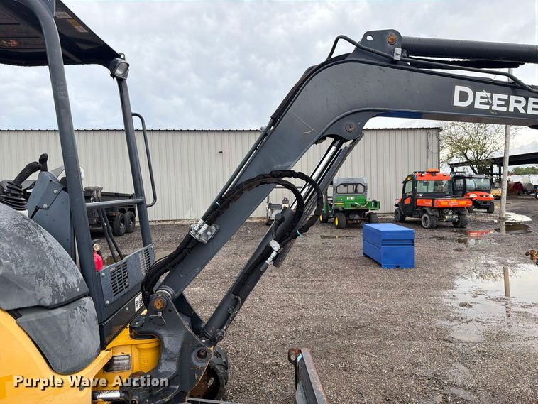 image for item FW3524 2015 John Deere 35G mini excavator