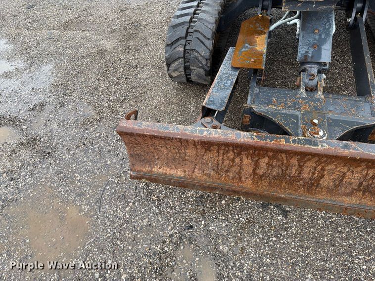 image for item FW3524 2015 John Deere 35G mini excavator