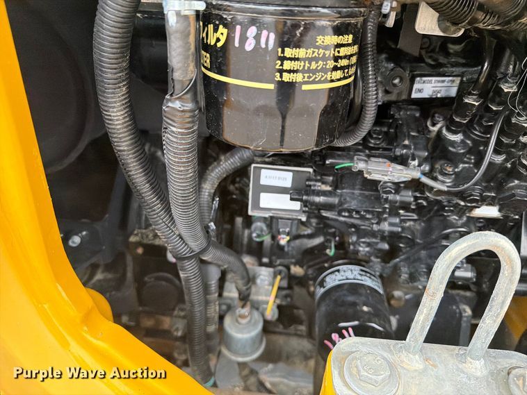 image for item FW3524 2015 John Deere 35G mini excavator