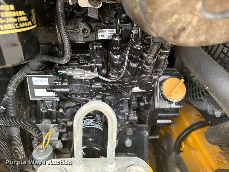 image for item FW3524 2015 John Deere 35G mini excavator