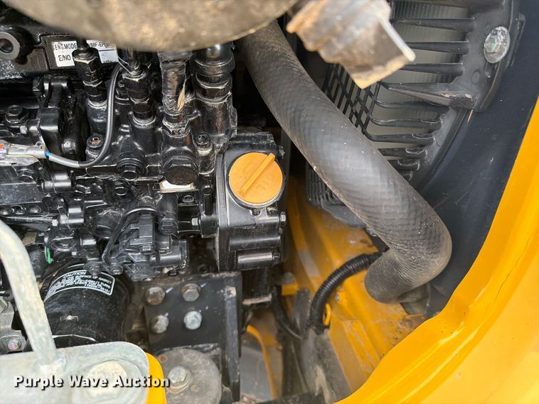 image for item FW3524 2015 John Deere 35G mini excavator