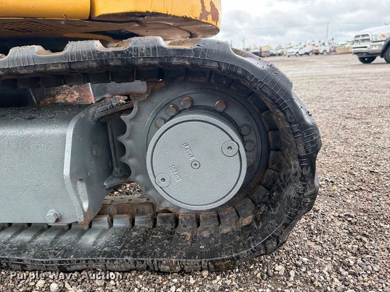 image for item FW3524 2015 John Deere 35G mini excavator