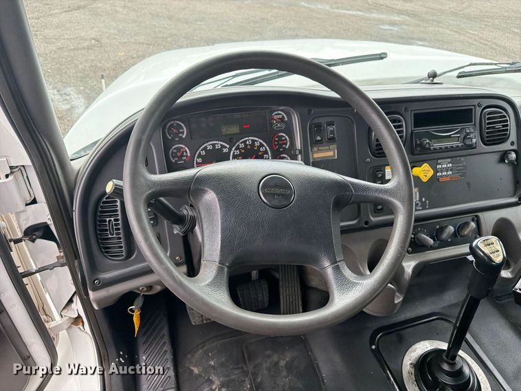 image for item FW3526 2012 Freightliner Business Class M2 Crew Cab utility / service truck