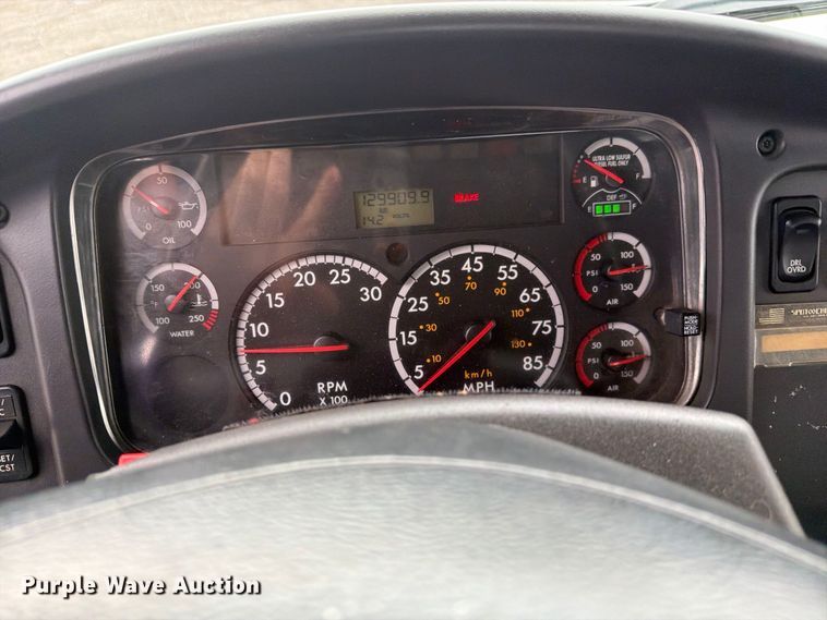 image for item FW3526 2012 Freightliner Business Class M2 Crew Cab utility / service truck