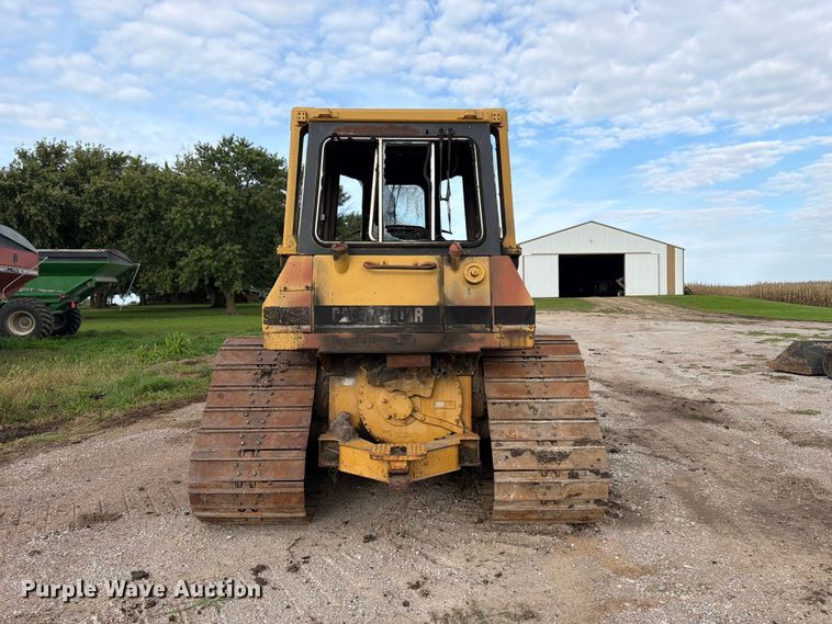 image for item OE9723 1981 Caterpillar D4H dozer