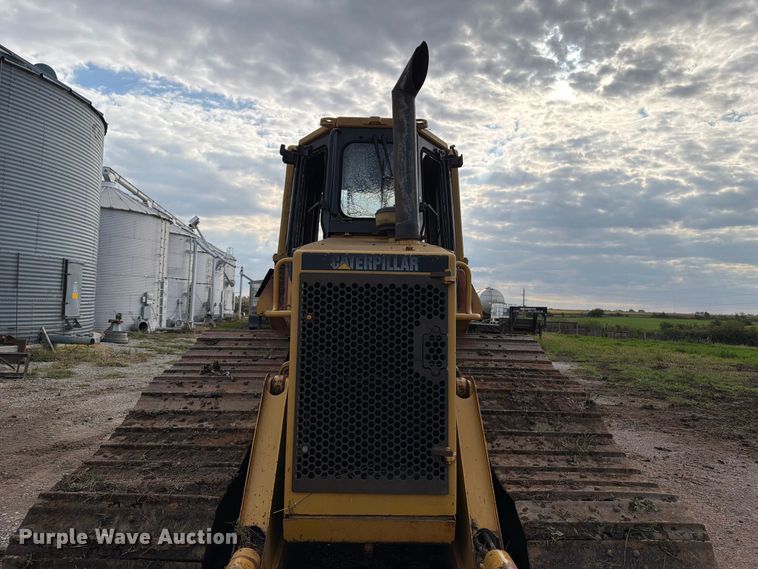 image for item OE9723 1981 Caterpillar D4H dozer