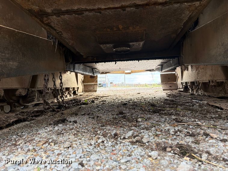 image for item OE9723 1981 Caterpillar D4H dozer