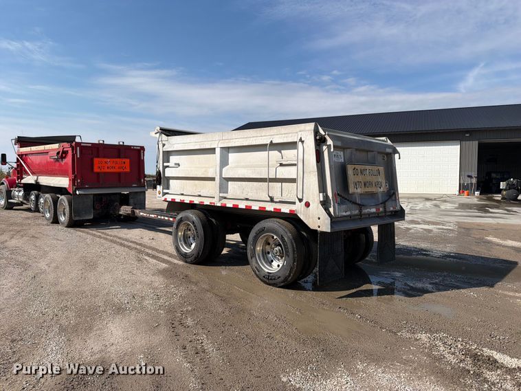 image for item OE9726 1992 Brady Truck Equip end dump pup trailer