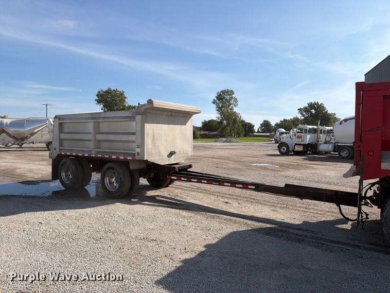 image for item OE9726 1992 Brady Truck Equip end dump pup trailer