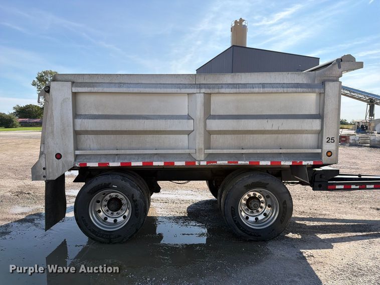 image for item OE9726 1992 Brady Truck Equip end dump pup trailer