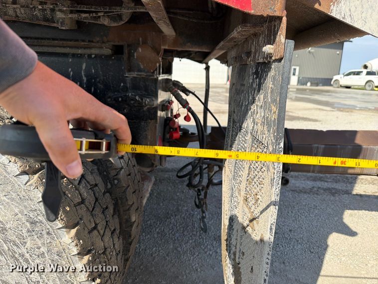 image for item OE9726 1992 Brady Truck Equip end dump pup trailer