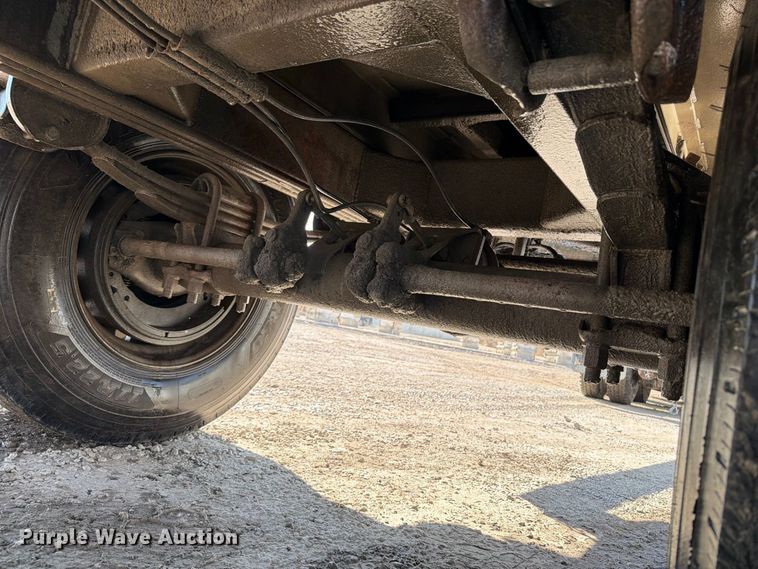 image for item OE9726 1992 Brady Truck Equip end dump pup trailer