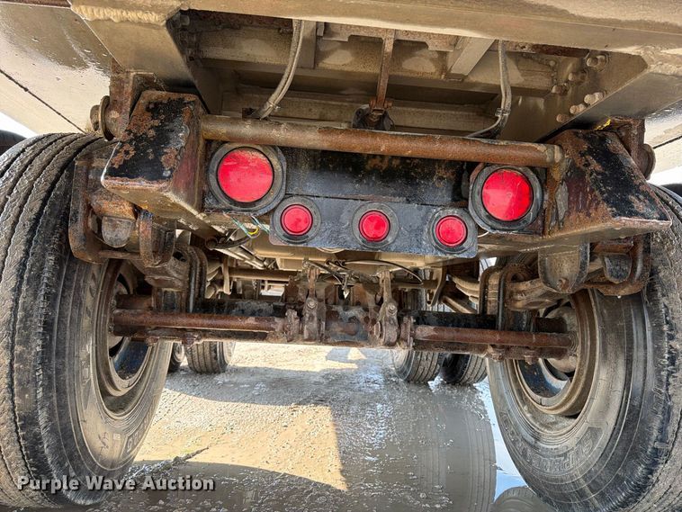 image for item OE9726 1992 Brady Truck Equip end dump pup trailer