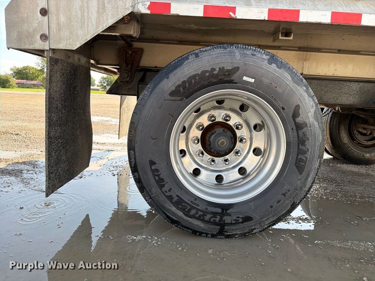 image for item OE9726 1992 Brady Truck Equip end dump pup trailer