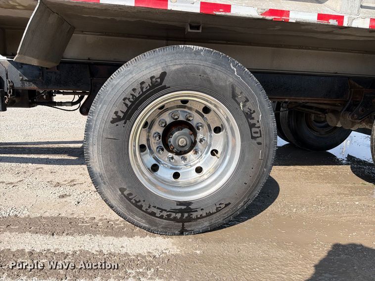 image for item OE9726 1992 Brady Truck Equip end dump pup trailer