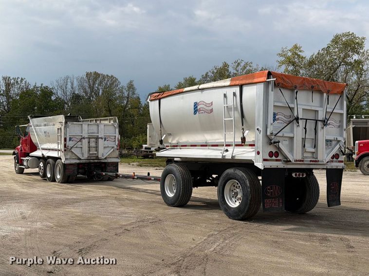 image for item OE9728 2007 Sterling Truck LT9500 dump truck