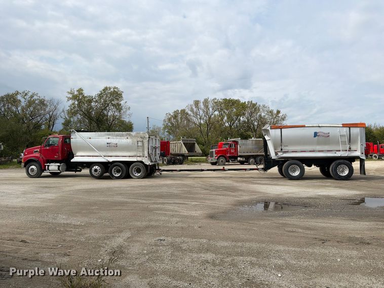 image for item OE9728 2007 Sterling Truck LT9500 dump truck