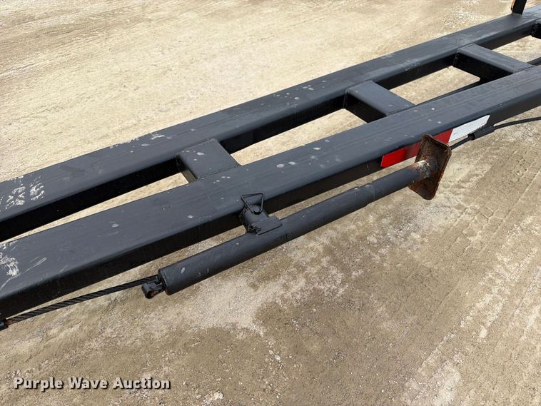 image for item OE9728 2007 Sterling Truck LT9500 dump truck