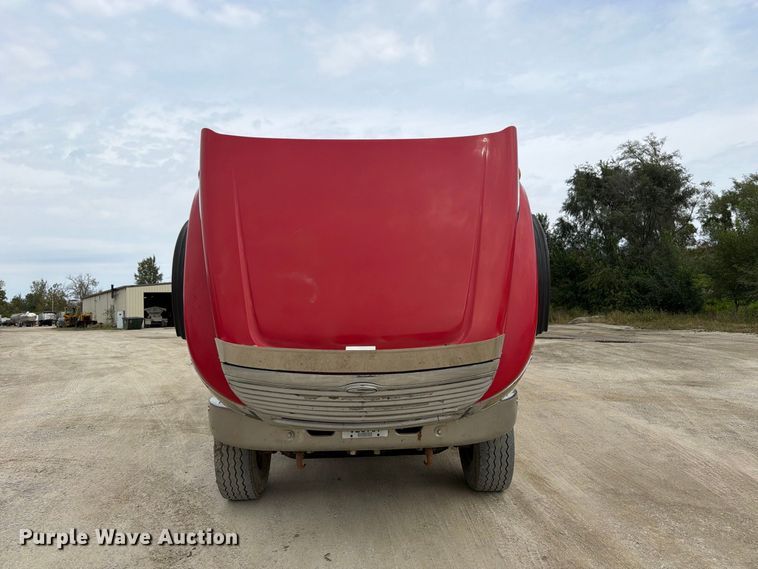 image for item OE9728 2007 Sterling Truck LT9500 dump truck