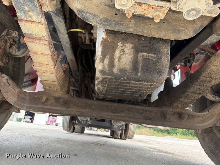 image for item OE9728 2007 Sterling Truck LT9500 dump truck