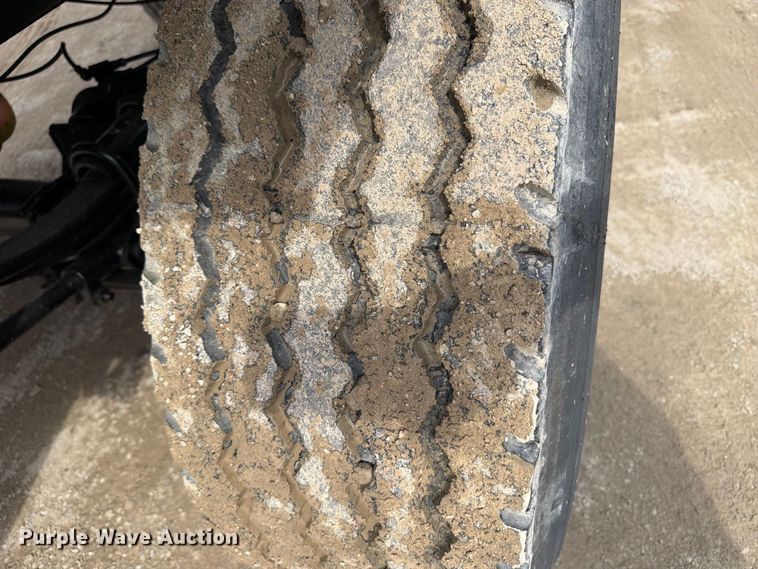 image for item OE9728 2007 Sterling Truck LT9500 dump truck