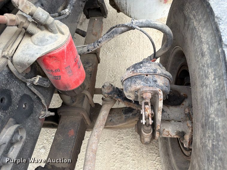 image for item OE9728 2007 Sterling Truck LT9500 dump truck