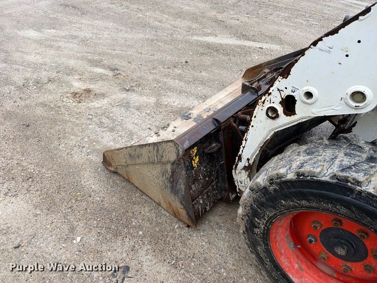 image for item OE9735 2008 Bobcat S150 skid steer loader