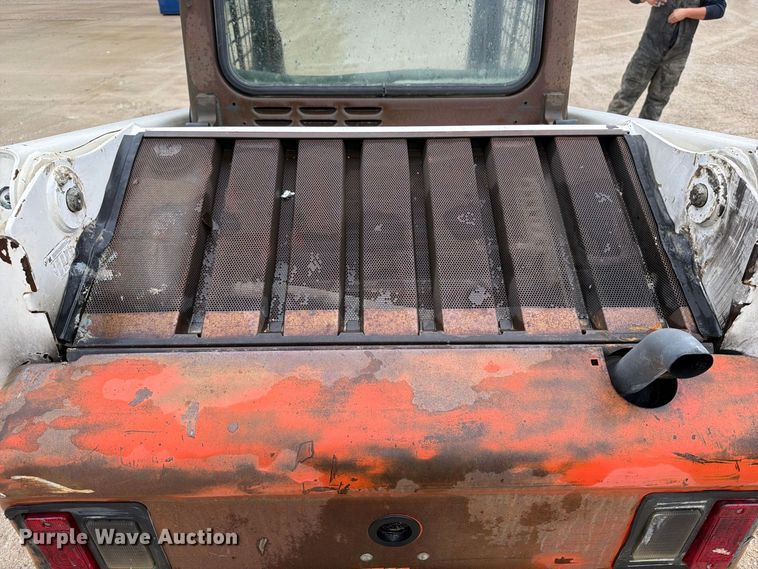 image for item OE9735 2008 Bobcat S150 skid steer loader