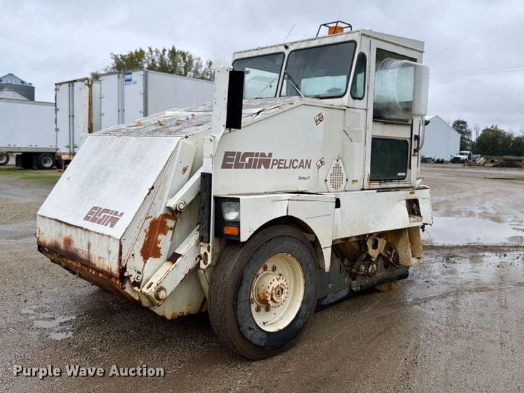 image for item OE9736 1997 Elgin Pelican P series sweeper