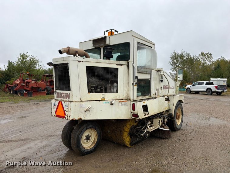 image for item OE9736 1997 Elgin Pelican P series sweeper