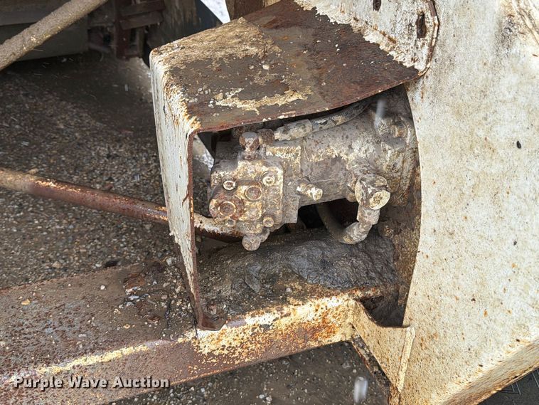 image for item OE9736 1997 Elgin Pelican P series sweeper