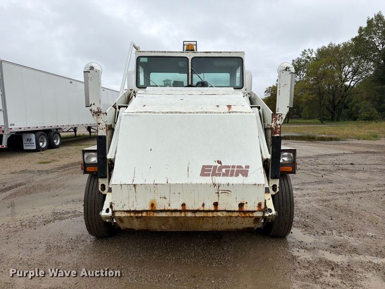 image for item OE9737 1999 Elgin Pelican P series sweeper