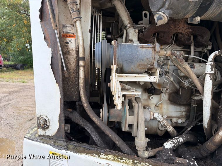 image for item OE9737 1999 Elgin Pelican P series sweeper