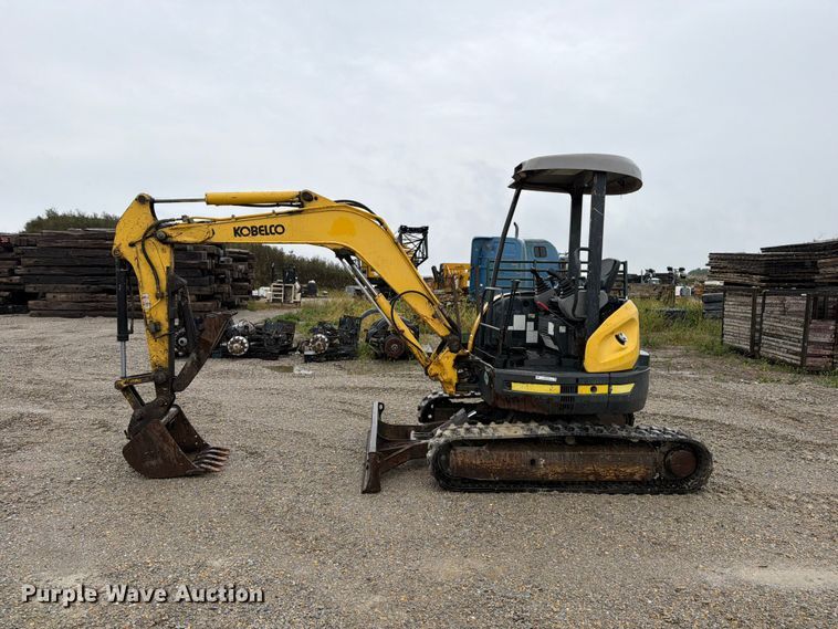 image for item OE9740 2007 Kobelco SK35SR-3 mini excavator